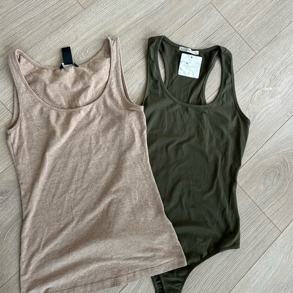 NWT - Set Of 2 Women’s Active Basic Layering Tank Tops Green Brown Size XS